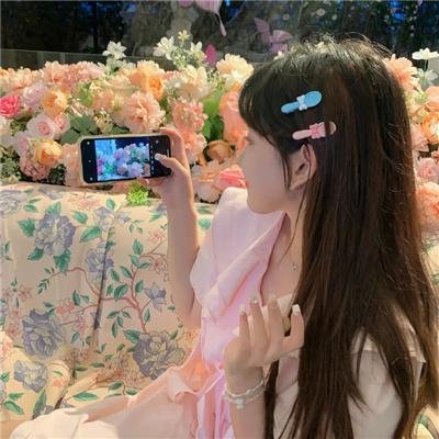 艳舞满巴黎